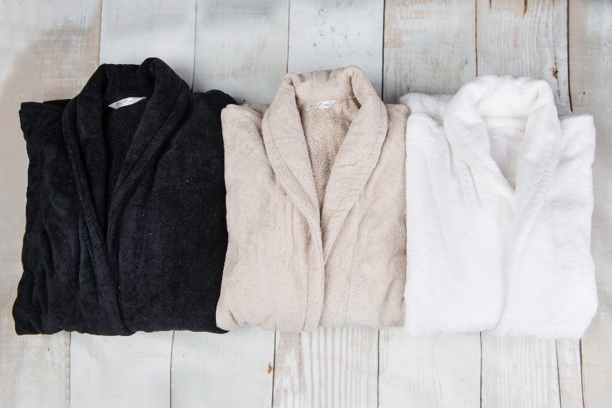 TOWELLING AND VELOUR GOWNS