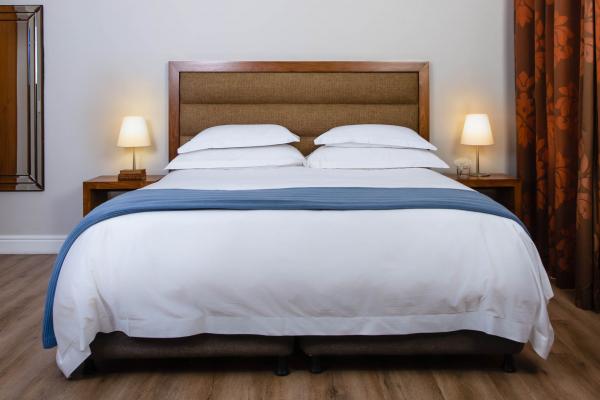 200 White Duvet Cover Baroque